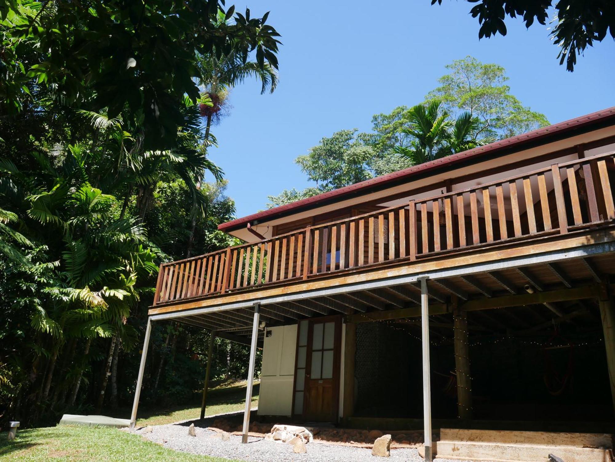Fairy Falls - Romantic Daintree Rainforest Retreat With Enchanting Waterfall *